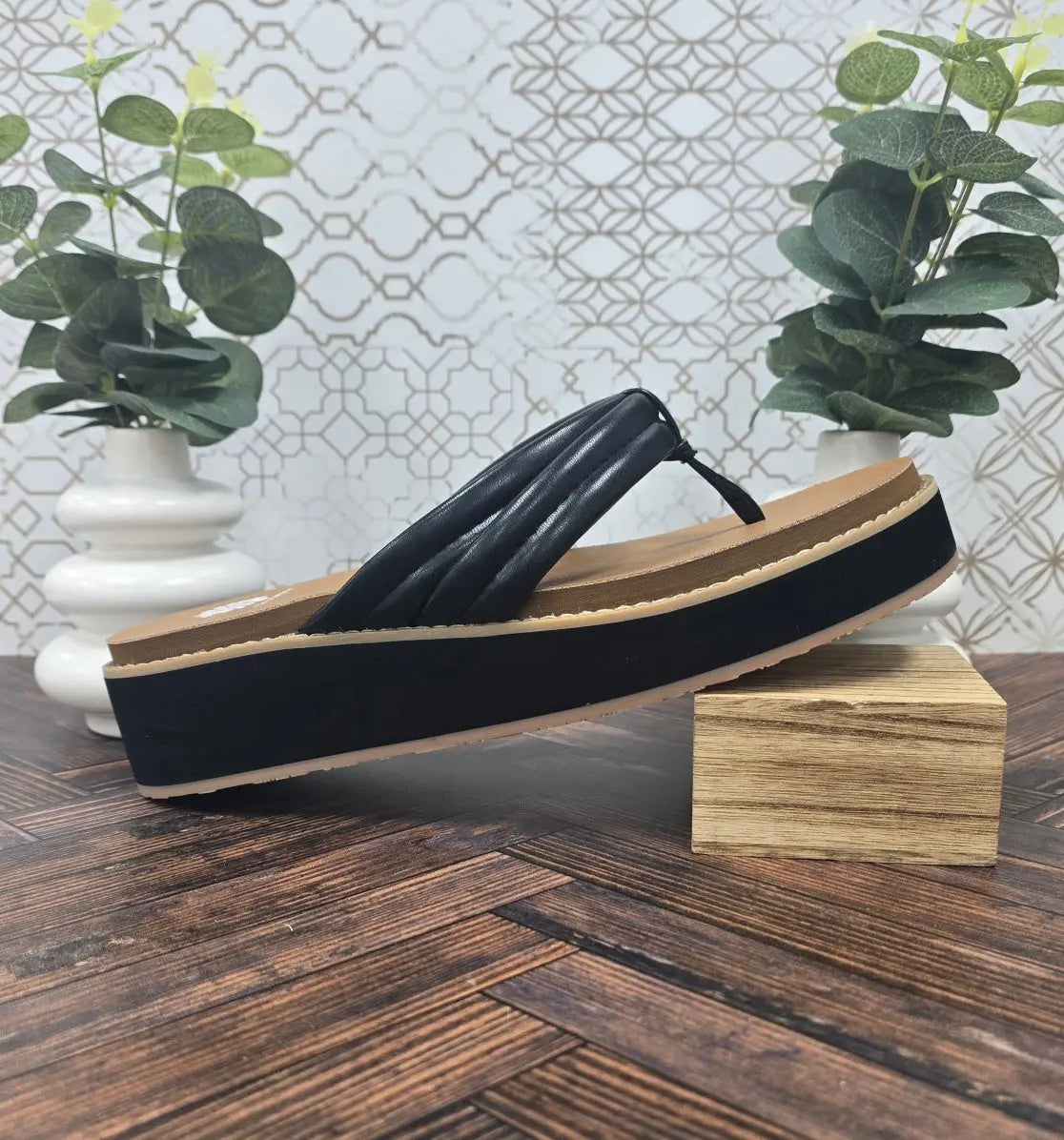 Hasani Flatform Sandal Yellow Box