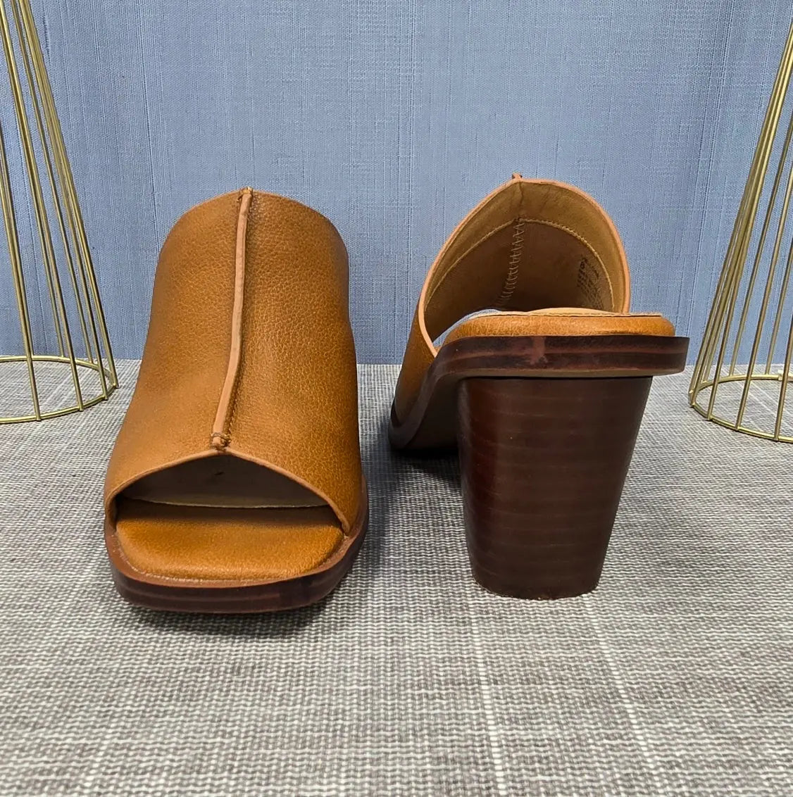 Vellore Wedge Sandal Yellow Box
