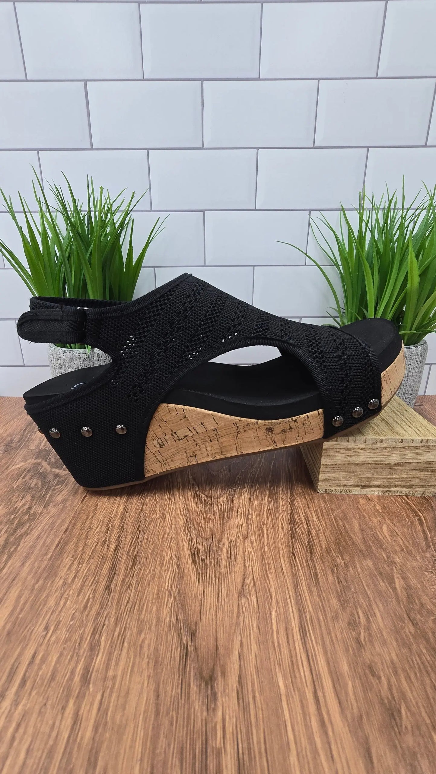 Carley Black Knit Corky's