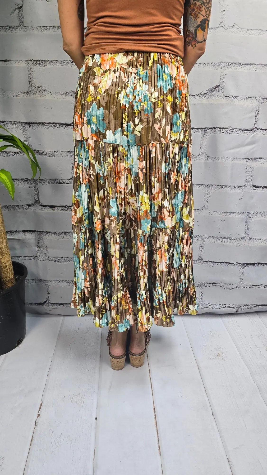 Meadow Pleated Floral Skirt current air
