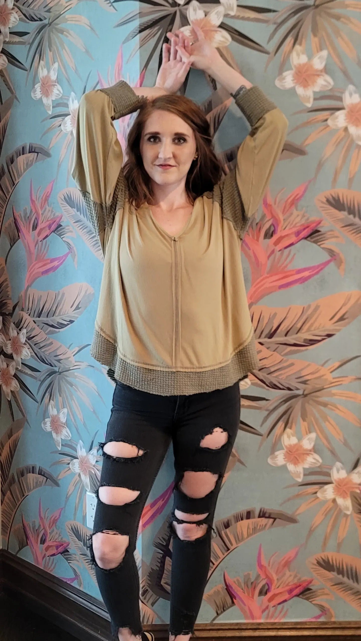 Olive Vneck Mix 3/4 sleeves POL