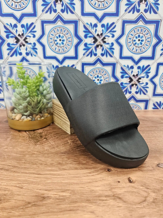 Torrey Flatform Sandal Yellow Box
