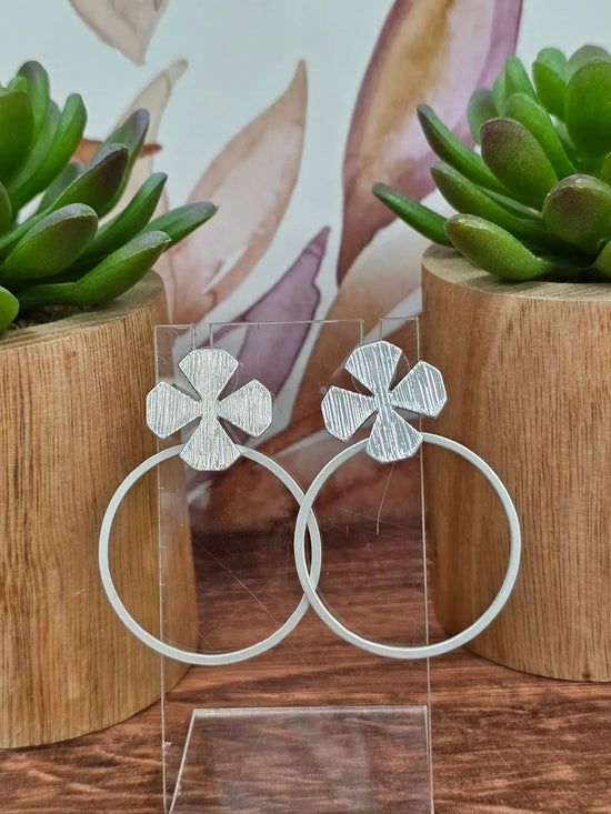 Hammered Metal Clover Hoops What's Hot