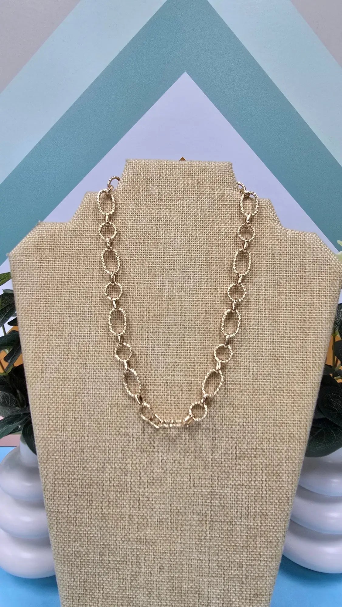 WR Textured Open Circle Necklace What's Hot