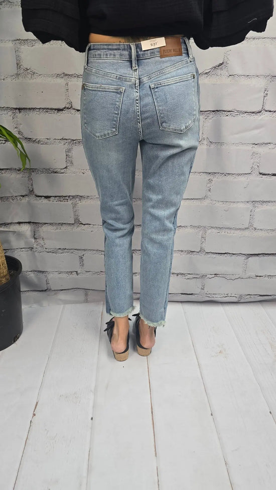 Sutton Slim Vintage Wash Side Panel Judy Blue