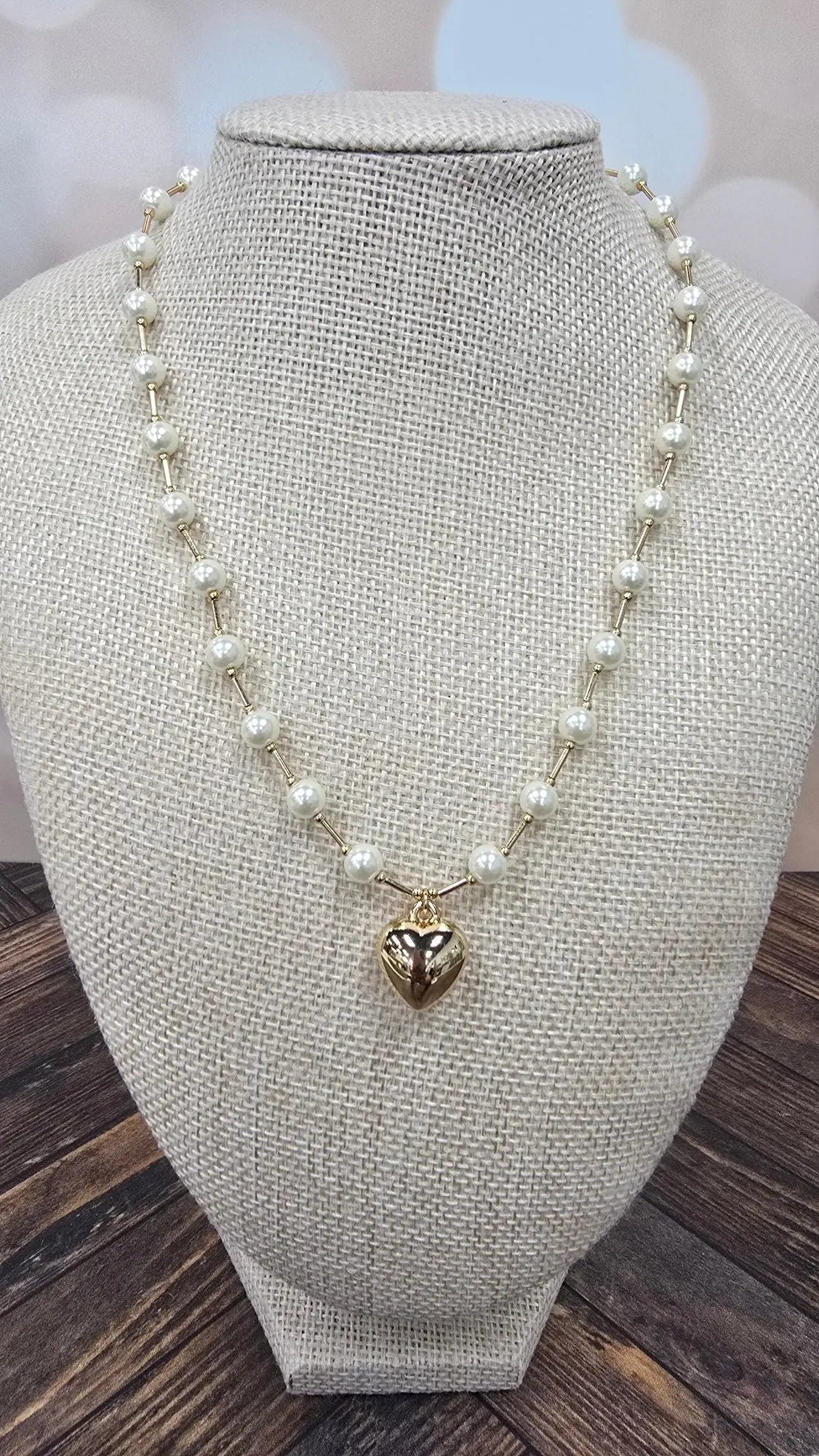 The Amour Pearl Necklace What's Hot