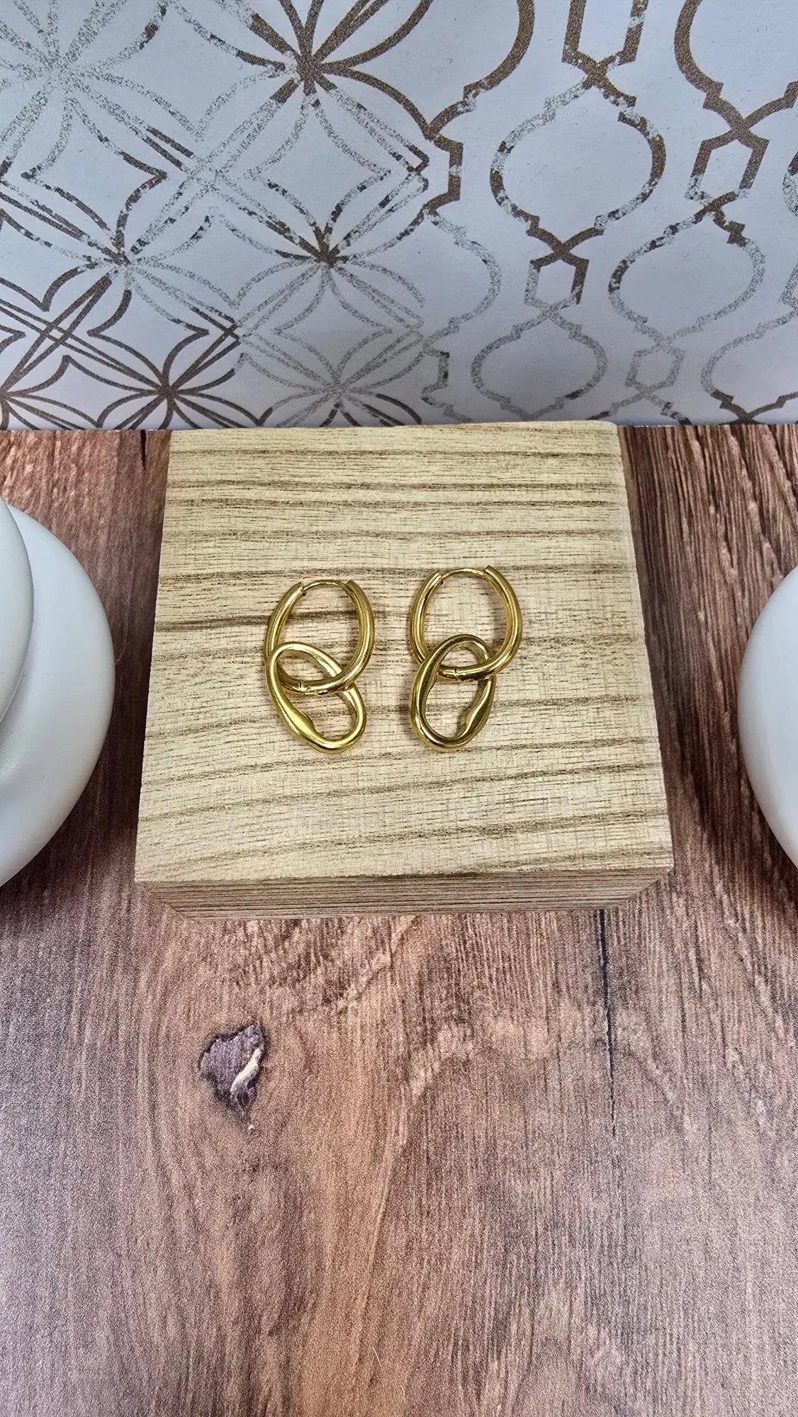 Waterproof dangle earrings WJW