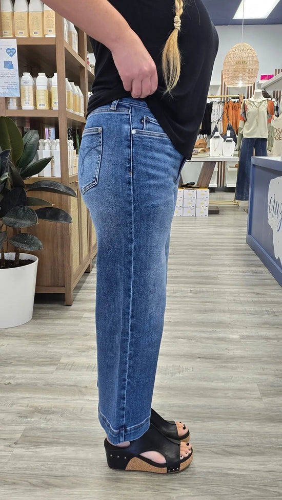 Wren Wide Leg Crop Judy Blue