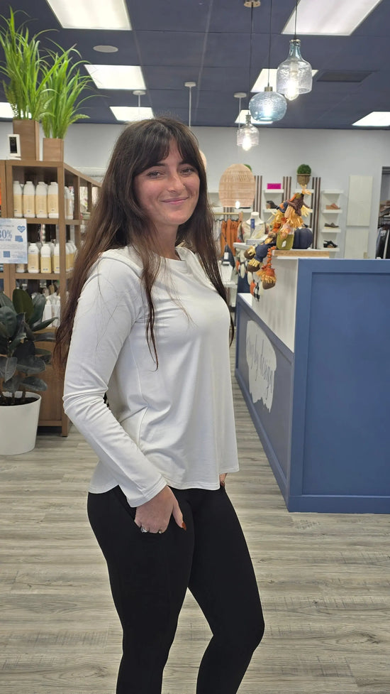 Stassia Top Thread and Supply