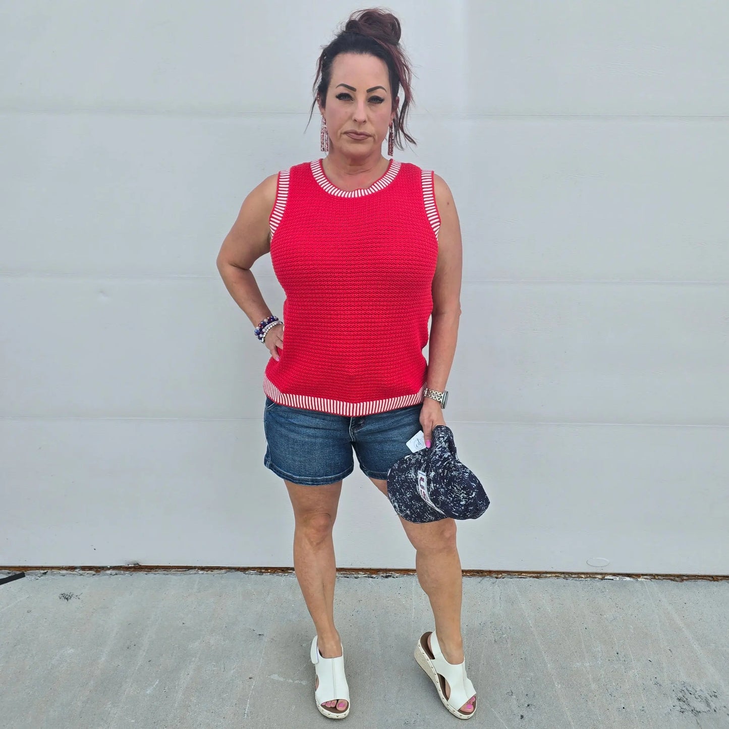 Red striped sleevless sweater Staccato