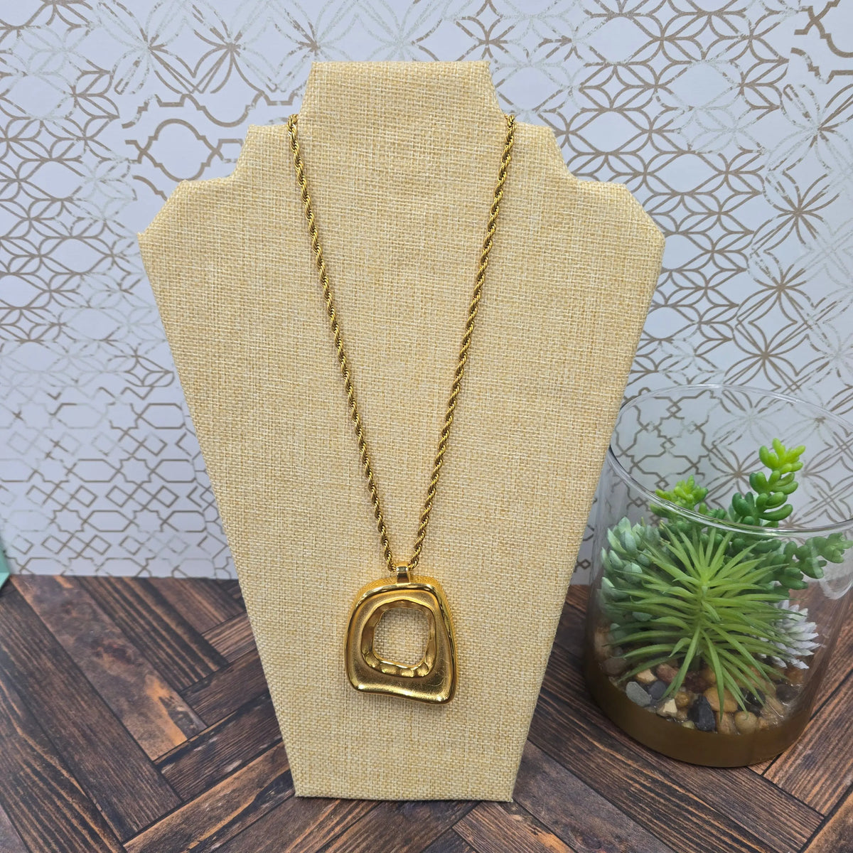 Taylor Necklace ChanSuttPearls
