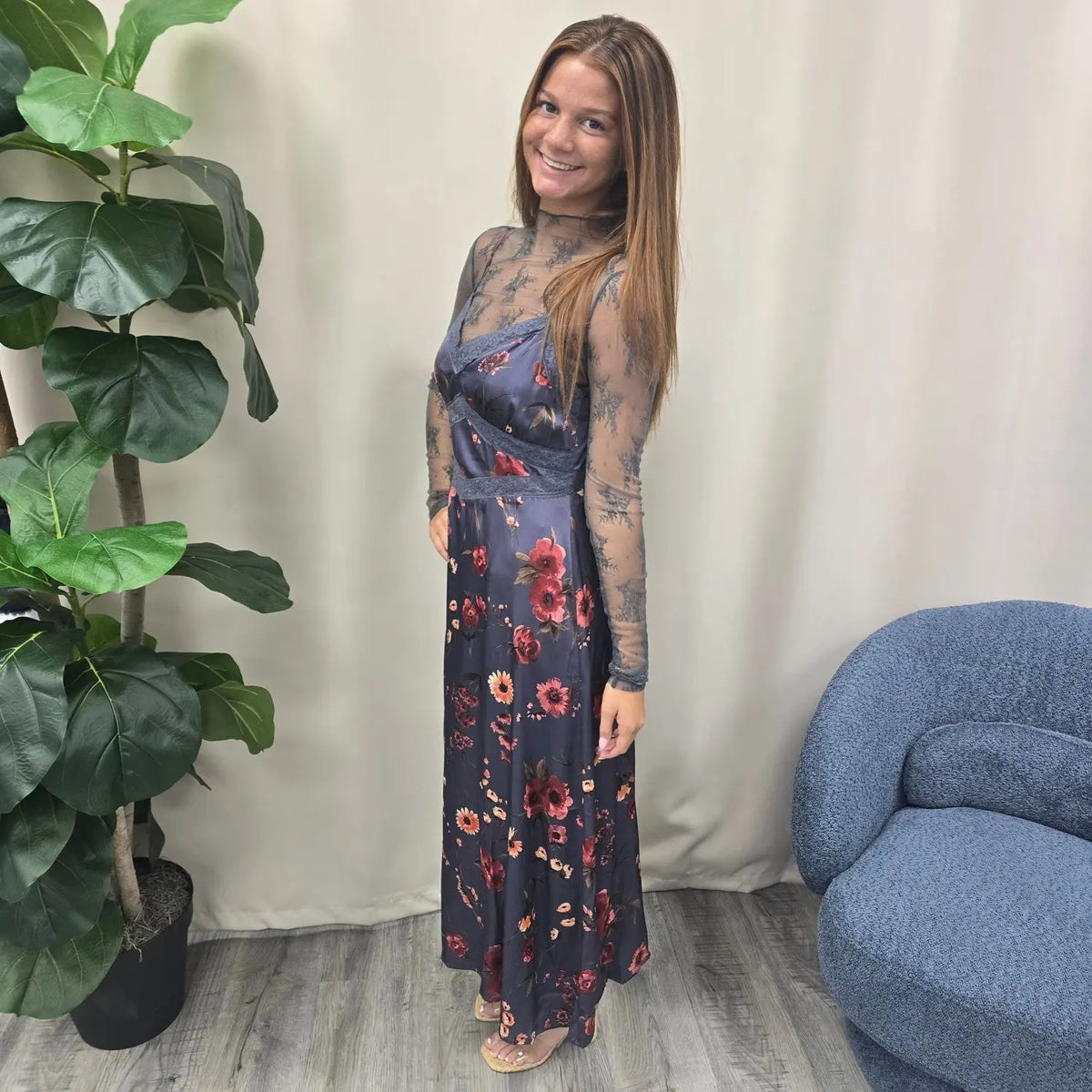 Ellen Sheer Lace Top Listicle