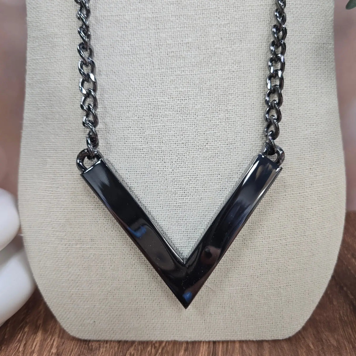 The Deepest "V" Necklace Zenzii