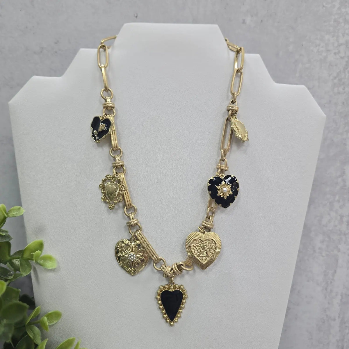 Daisy Charm Necklace Caroline Hill
