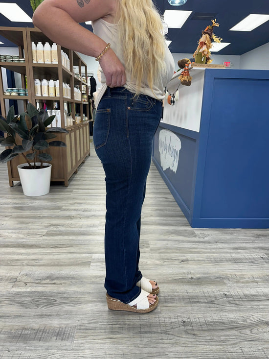 Hadley Straight Leg Judy Blue
