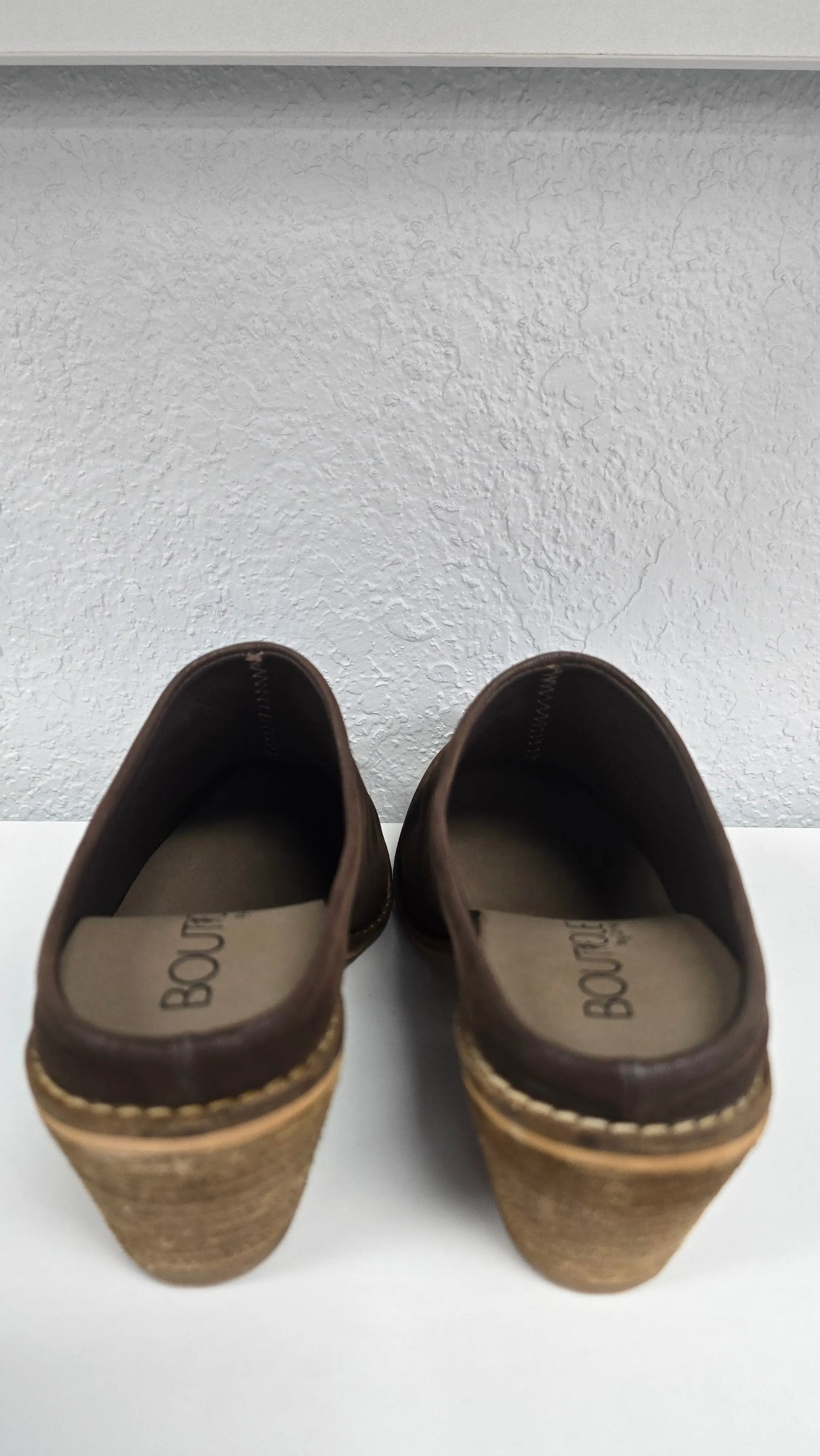 Corkys Streaming Slide On Corky's