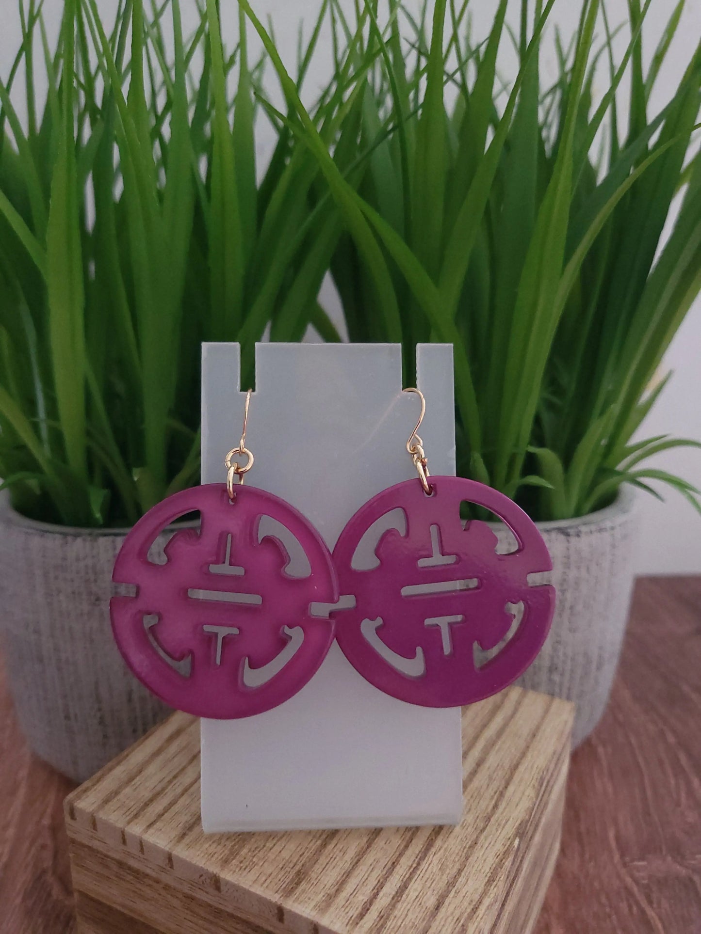 Traveling Earrings Various Colors Zenzii