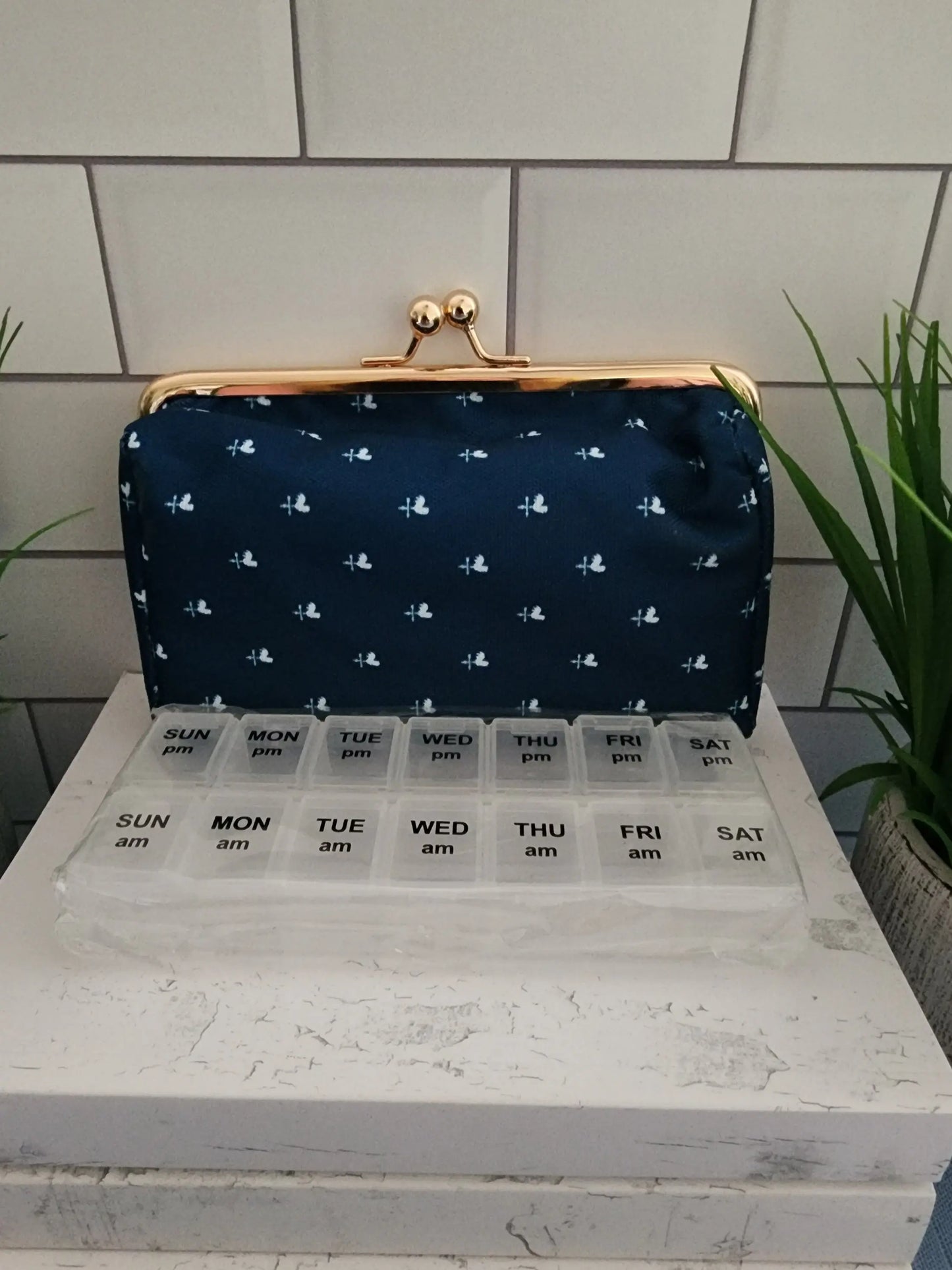 Mary Square Vitamin/Pill Organizer Mary Square